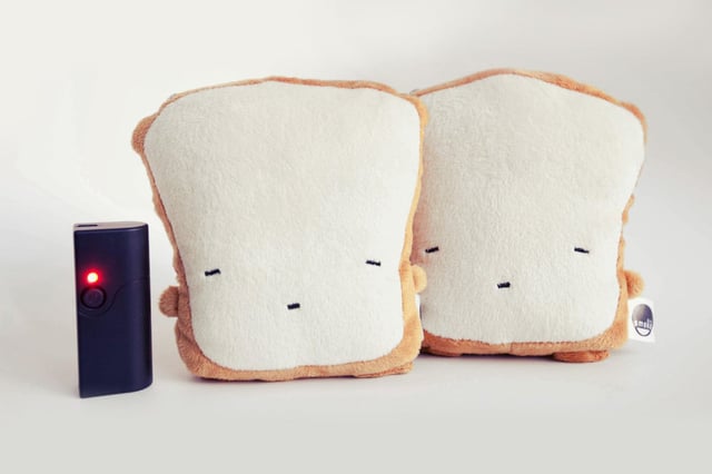 usb-handwarmers-holiday-tech-gift-ideas.jpg